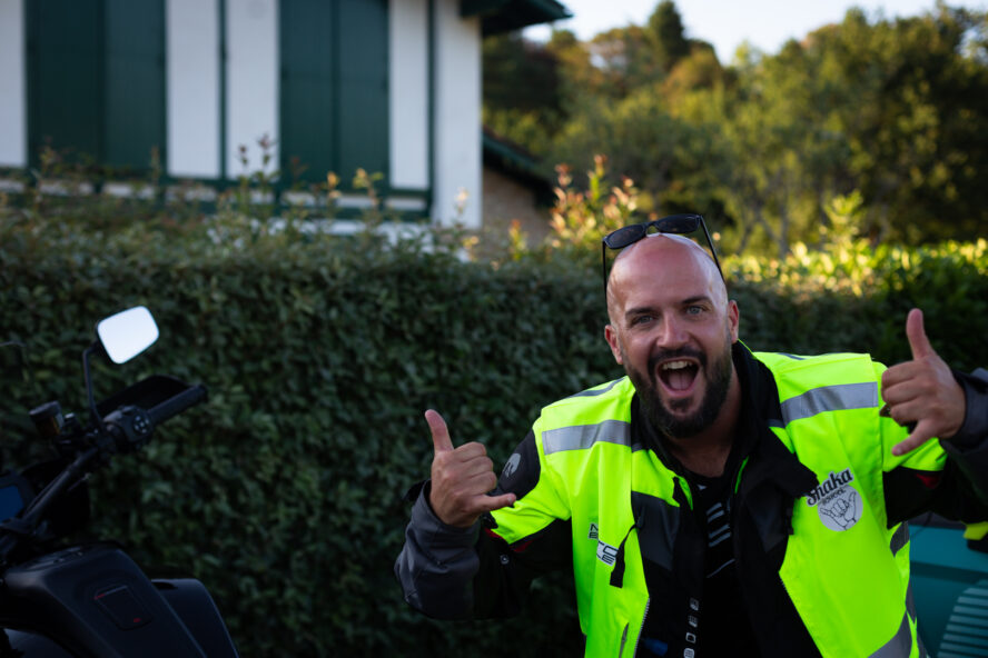 Jonathan TREBUCHERE GERANT ENSEIGNANT PERMIS VOITURE ET MOTO 1